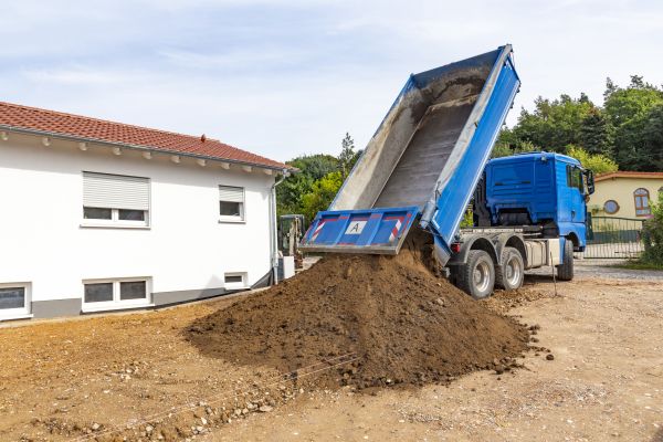 Garden Dirt Delivery in Suwanee